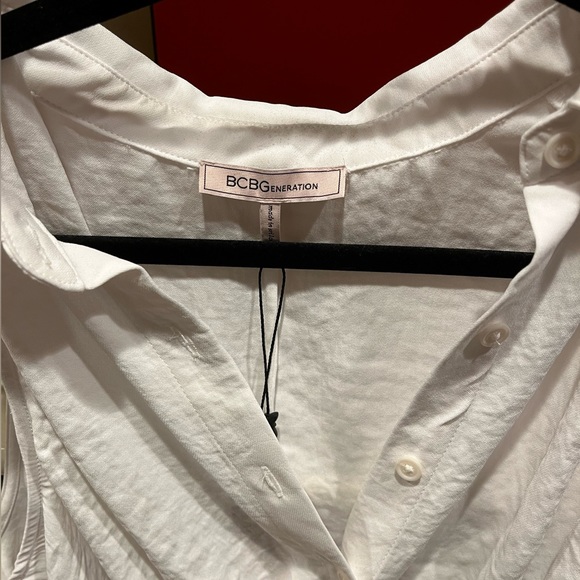 BCBGeneration white mixed media blouse - Picture 2 of 4